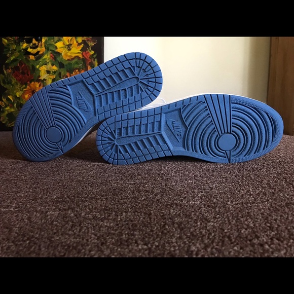 •SOLD•Jordan 1 Legend Blue - Picture 4 of 4